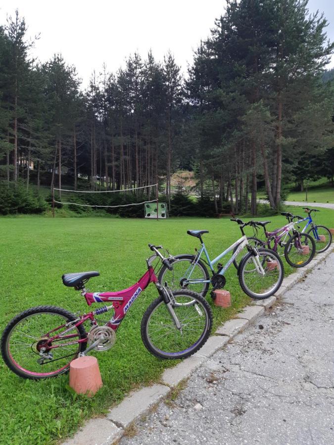 Hotel Merdjan サルニトゥサ エクステリア 写真