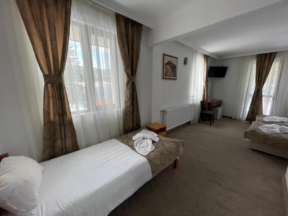 Hotel Merdjan サルニトゥサ エクステリア 写真