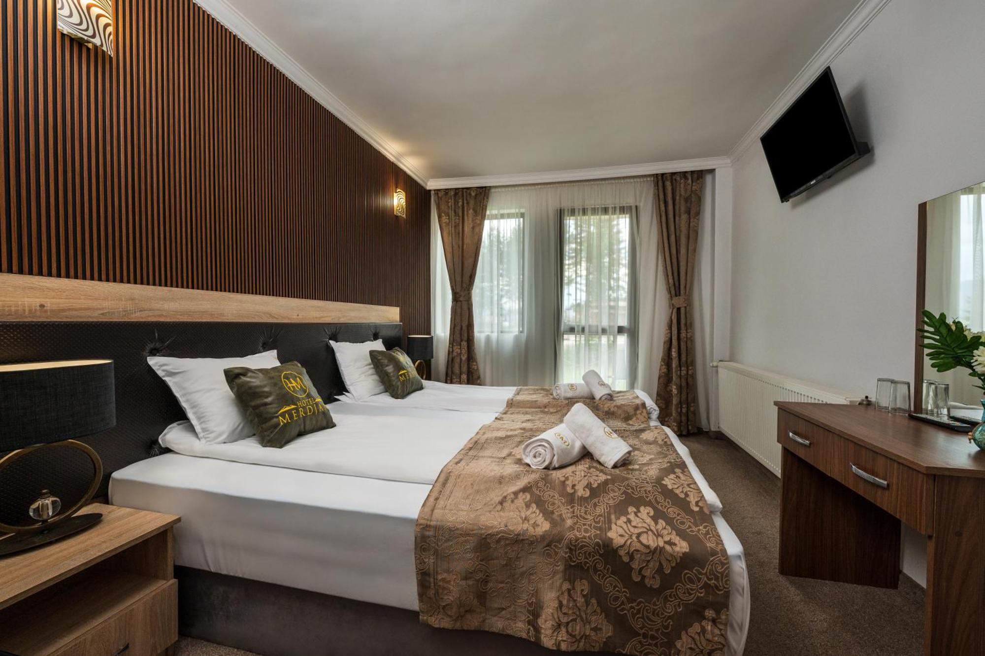 Hotel Merdjan サルニトゥサ エクステリア 写真